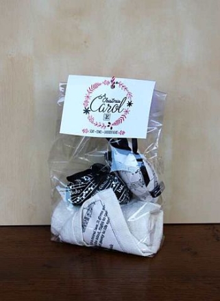 A Christmas Carol - Christmas Pack (Seife - Lavendel-Kissen Herz - G�stetuch)