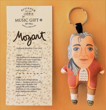 Schl�sselring mit Stofffigur Mozart 9 x 5 x 2 cm