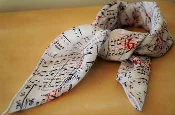 Halstuch Music 70 x 70 cm