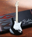 Fender? Stratocaster? - Classic Black Finish  Wohnaccessoires