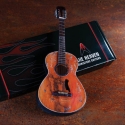 Willie Nelson Signature Trigger Acoustic Model  Wohnaccessoires