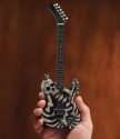 George Lynch Skull & Bone Model  Wohnaccessoires
