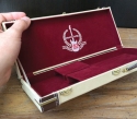 Mini Fender(TM) 60th Anniversary Strat Guitar Case  Geschenk