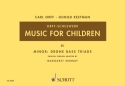 Music for Children vol.4 minor: drone-bass triads fr Singstimme, Blockflte und Schlagzeug score