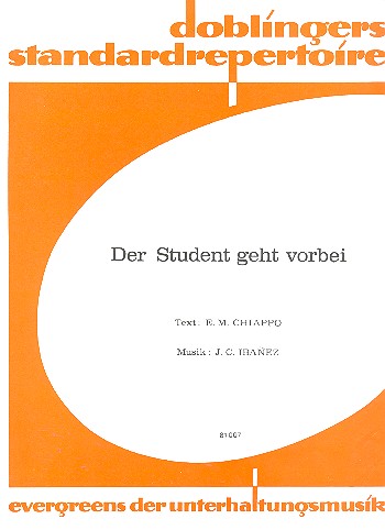 Der Student geht vorbei: Klavier